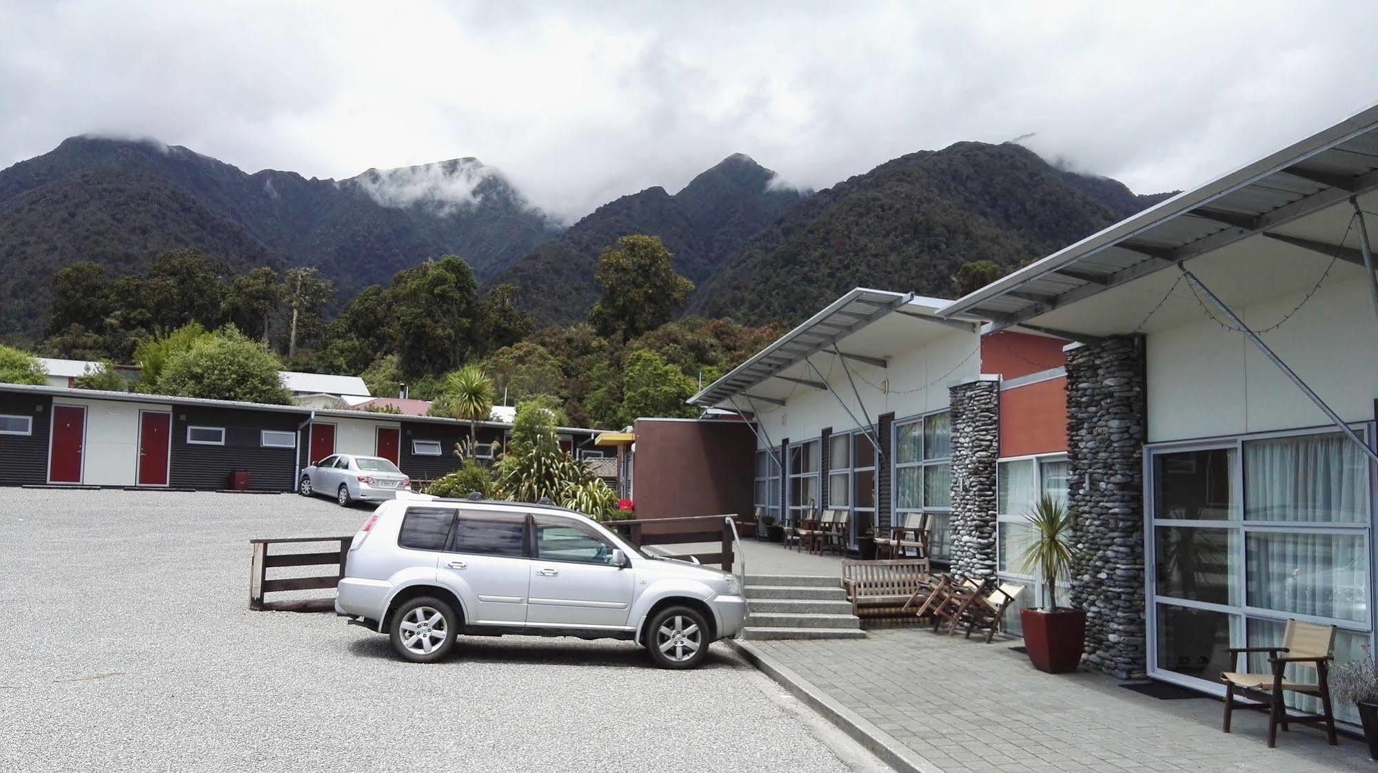 The Westhaven Motel Fox Glacier Exterior photo